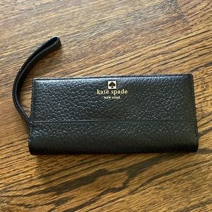 Kate Spade Southport Avenue Mandy Wristlet/Wallet